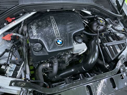 Used 2017 BMW X3 xDrive28i image 30