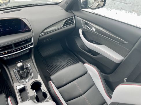 Used 2025 Cadillac CT5 V Blackwing w/ Carbon Fiber 2 Package image 18