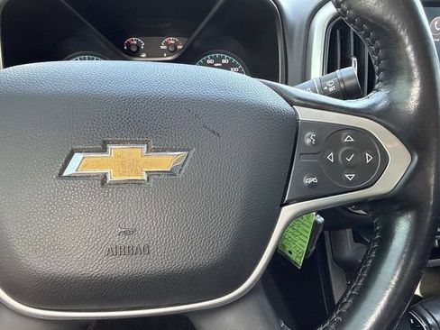 Used 2021 Chevrolet Colorado LT w/ LT Convenience Package RWD image 16