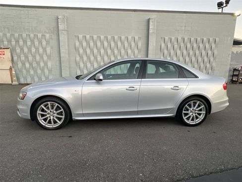 Used 2014 Audi A4 2.0T Premium Plus w/ Premium Plus Package image 4