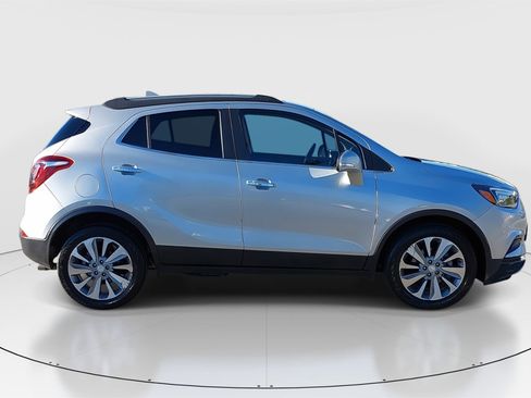 Used 2018 Buick Encore Preferred image 8