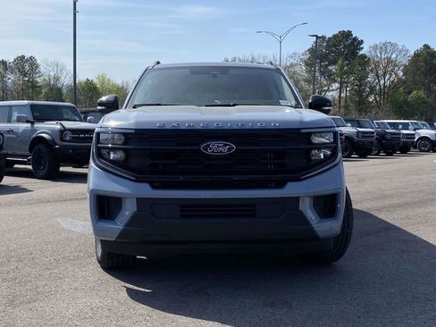 New 2026 Ford Expedition Max Active RWD image 8