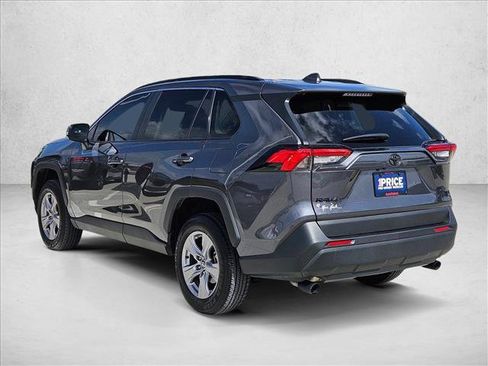 Used 2025 Toyota RAV4 XLE w/ Convenience Package FWD image 7