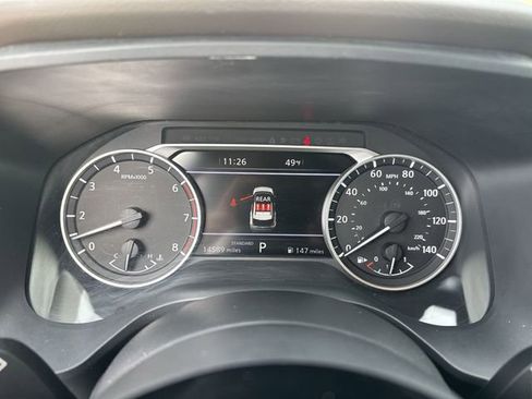 Used 2023 Nissan Rogue SL w/ SL Premium Package image 19