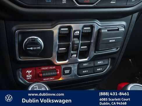 Used 2023 Jeep Wrangler Unlimited Rubicon 4xe w/ Steel Bumper Group image 19