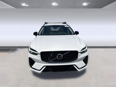 Certified 2024 Volvo XC60 T8 Ultimate w/ Protection Package Premier AWD/4WD image 6
