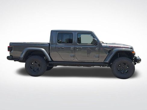 Used 2025 Jeep Gladiator Rubicon w/ Convenience Group AWD/4WD image 8