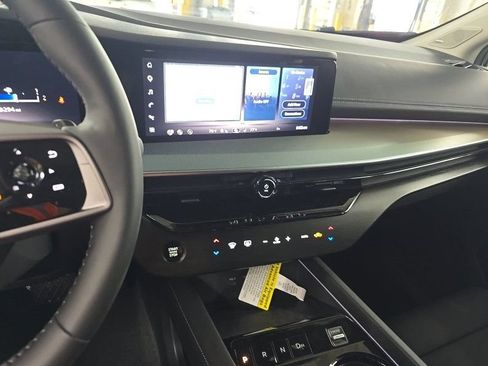 Used 2025 Nissan Murano SL w/ Cargo Package AWD/4WD image 5