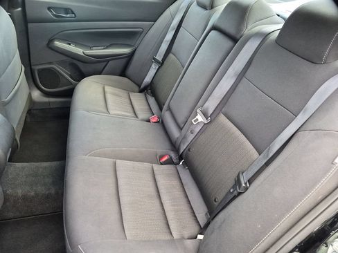 Used 2025 Nissan Altima 2.5 SV FWD image 27