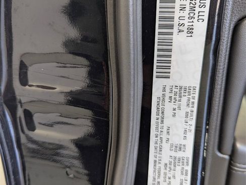 Used 2021 Jeep Grand Cherokee Limited w/ Luxury Group II image 29