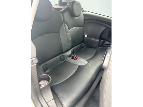Used 2009 MINI Cooper Clubman Hardtop FWD image 10