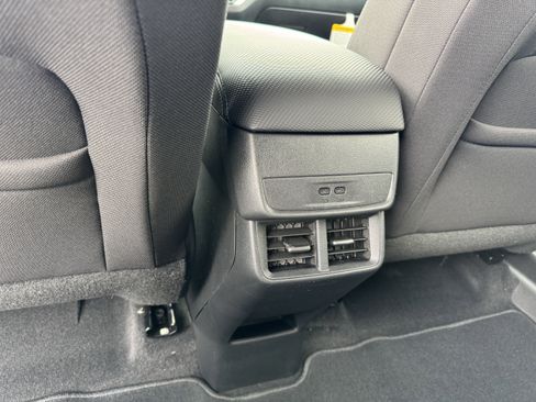 New 2026 Chevrolet Equinox LT image 15