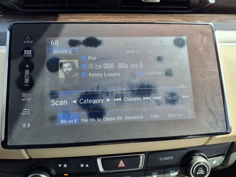 Used 2021 Honda Clarity Plug-In Hybrid image 6