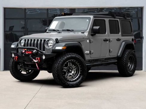 Used 2020 Jeep Wrangler Unlimited Sport S AWD/4WD image 1