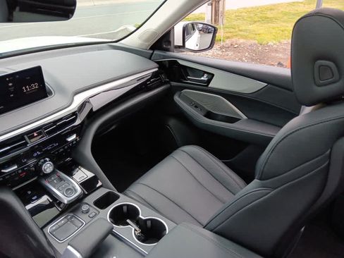 Used 2023 Acura MDX SH-AWD image 21