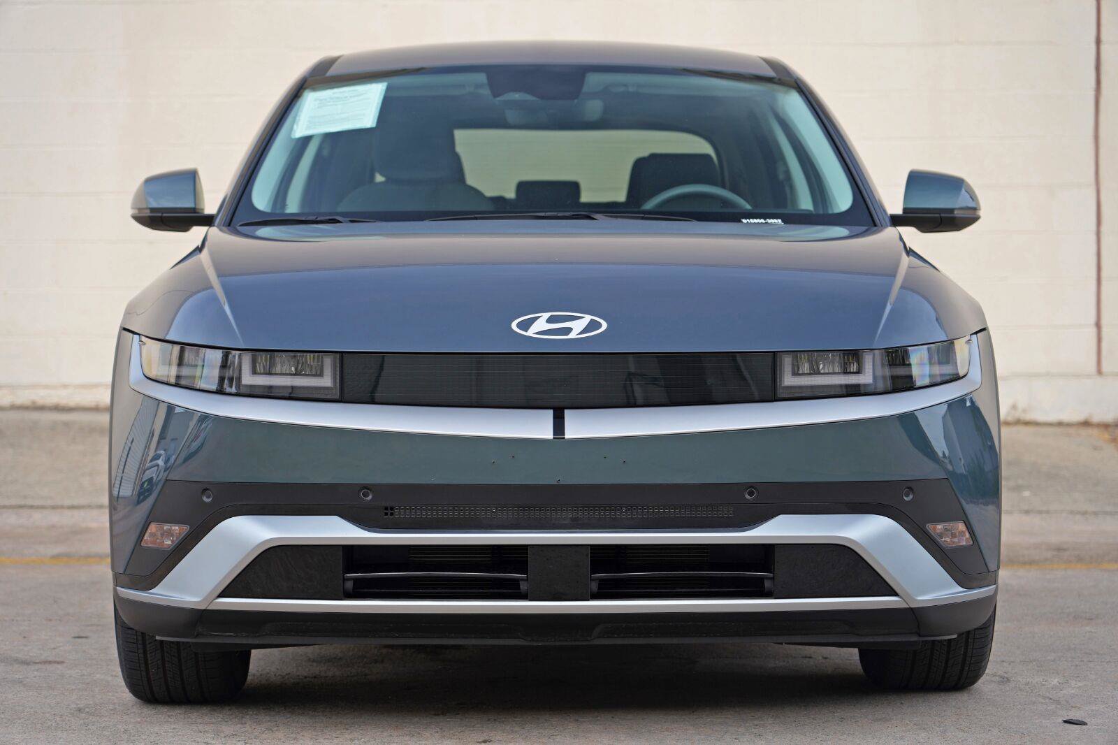 Used 2025 Hyundai Ioniq 5 SE RWD image 7