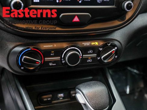 Used 2023 Kia Soul LX image 20