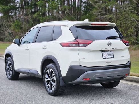Certified 2023 Nissan Rogue SV w/ SV Premium B Package image 6