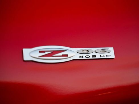 Used 2002 Chevrolet Corvette Z06 w/ Memory Pkg image 12