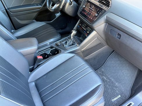 Used 2022 Volkswagen Tiguan SE R-Line AWD/4WD image 22