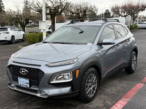 Used 2019 Hyundai Kona SEL w/ SEL Tech Package 02 image 4