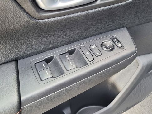 Used 2025 Honda CR-V Sport image 18