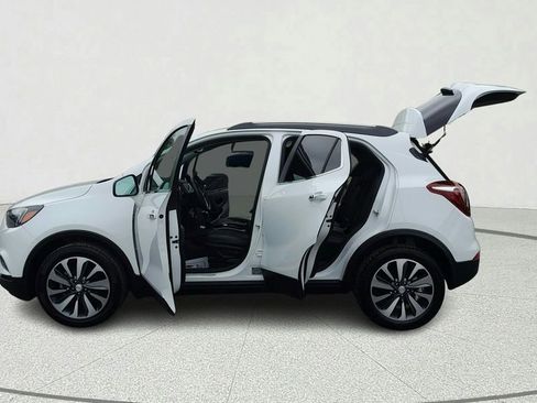 Used 2022 Buick Encore Preferred w/ Safety Package FWD image 11
