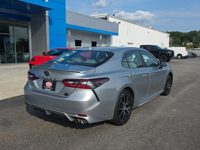 Used 2024 Toyota Camry SE AWD/4WD image 7