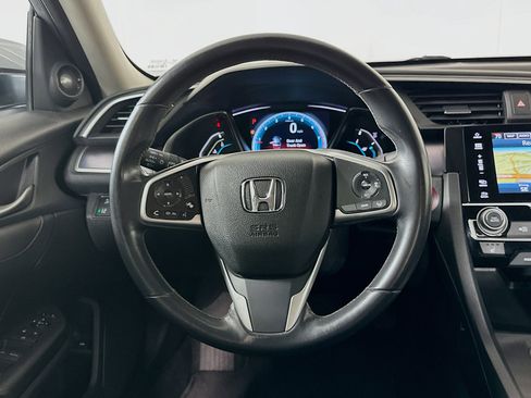 Used 2016 Honda Civic Touring image 17