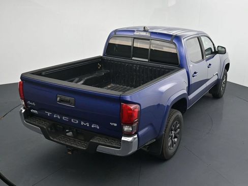 Used 2022 Toyota Tacoma SR5 AWD/4WD image 15