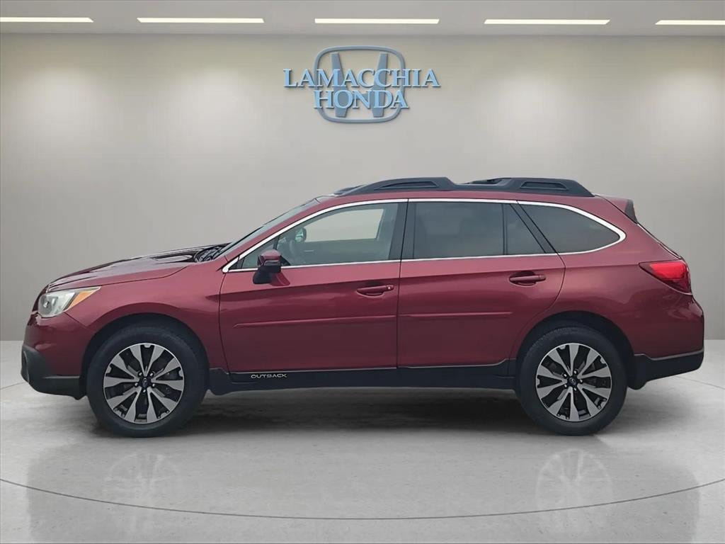 Used 2016 Subaru Outback 3.6R Limited AWD/4WD image 2