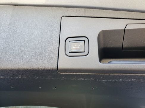 Certified 2023 Cadillac XT5 Premium Luxury image 49