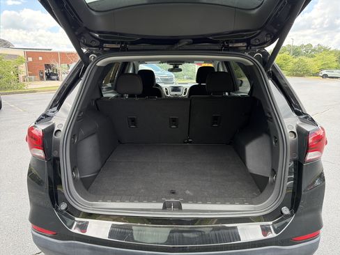 Used 2024 Chevrolet Equinox LT AWD/4WD image 18