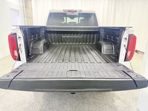 Used 2024 GMC Sierra 1500 Denali image 10