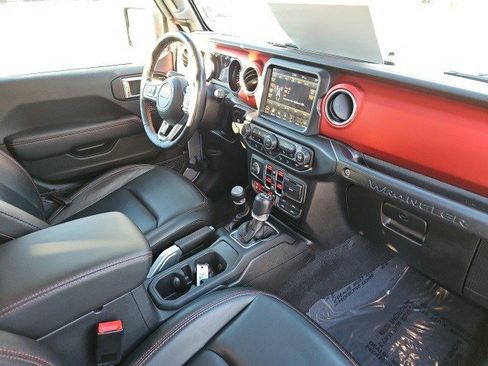 Used 2021 Jeep Wrangler Unlimited Rubicon image 14