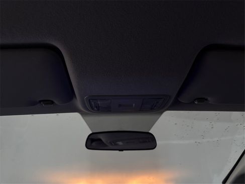 Used 2020 Honda Fit LX image 31