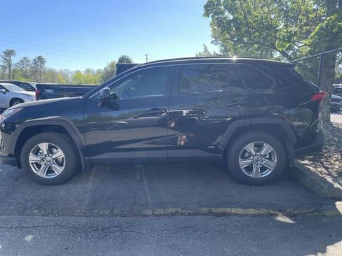 Used 2025 Toyota RAV4 LE image 2