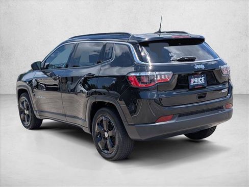 Used 2021 Jeep Compass Latitude w/ Convenience Group FWD image 8