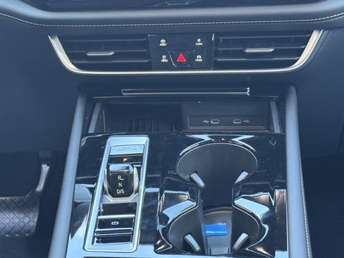 New 2026 Volkswagen Atlas SE image 22