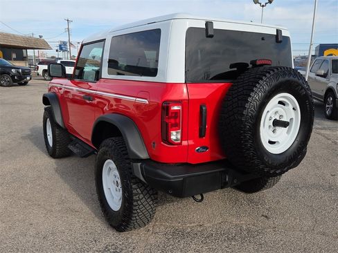 Used 2024 Ford Bronco Heritage Edition image 3