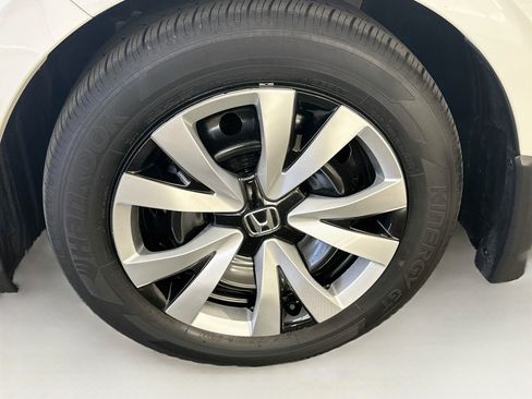 Used 2024 Honda Civic LX image 11