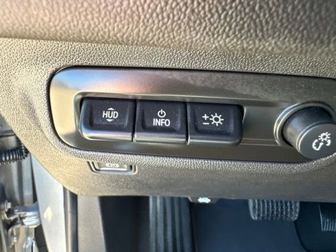 Used 2023 GMC Terrain Denali image 19