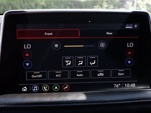 Used 2021 Chevrolet Suburban High Country AWD/4WD image 37
