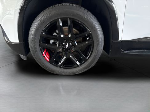 Used 2020 Chevrolet Traverse Premier w/ Redline Edition AWD/4WD image 8