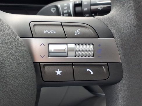 New 2026 Hyundai Kona SE FWD image 25