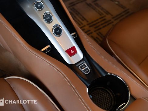 Used 2016 Ferrari California T image 31