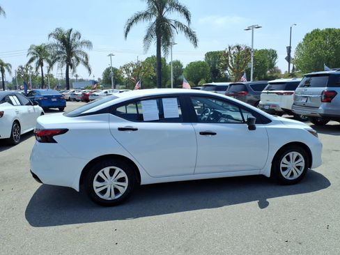 Certified 2025 Nissan Versa S w/ Trunk Package FWD image 5