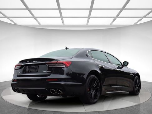 Used 2023 Maserati Quattroporte Modena Q4 AWD/4WD image 6