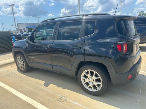 Used 2020 Jeep Renegade Latitude image 9