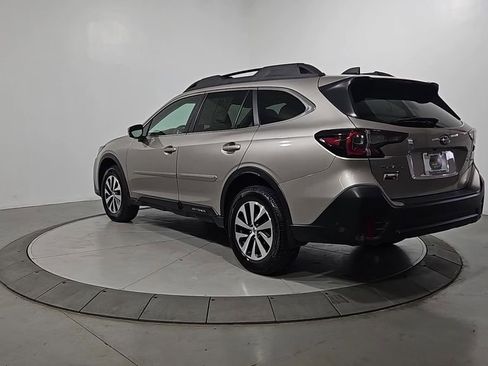 Used 2020 Subaru Outback Premium AWD/4WD image 3